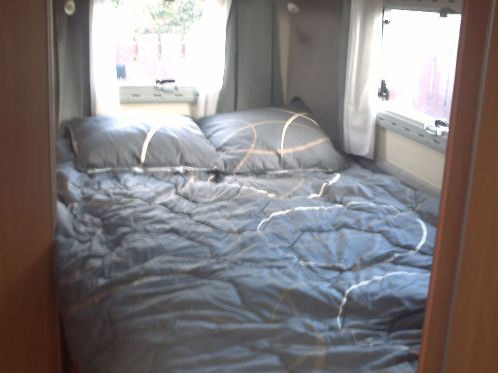 lit tout fait camping car Décoration