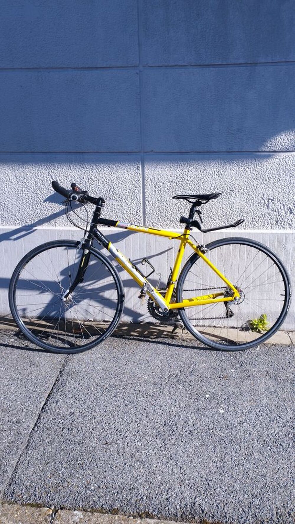 VELO LAPIERRE S&Eacute;RIE &Eacute;QUIPE ROADRACER Vélos