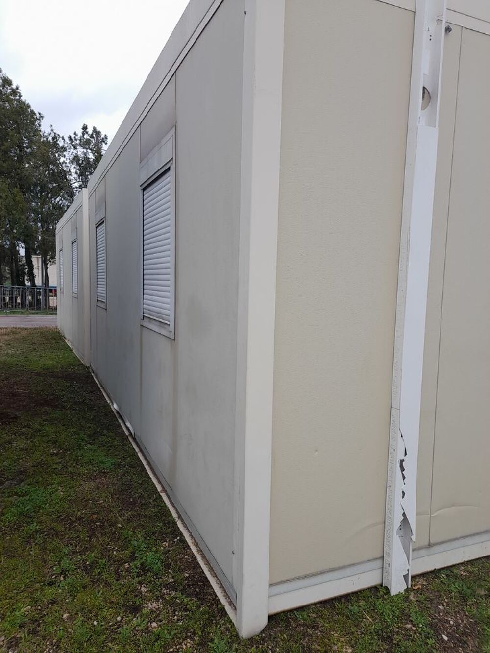 4 beaux algecos de 6x2m50 &agrave; rassembler Jardin