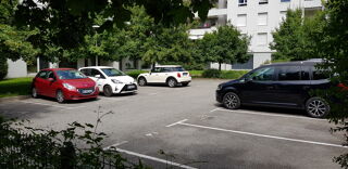  Parking / Garage  louer 10 m