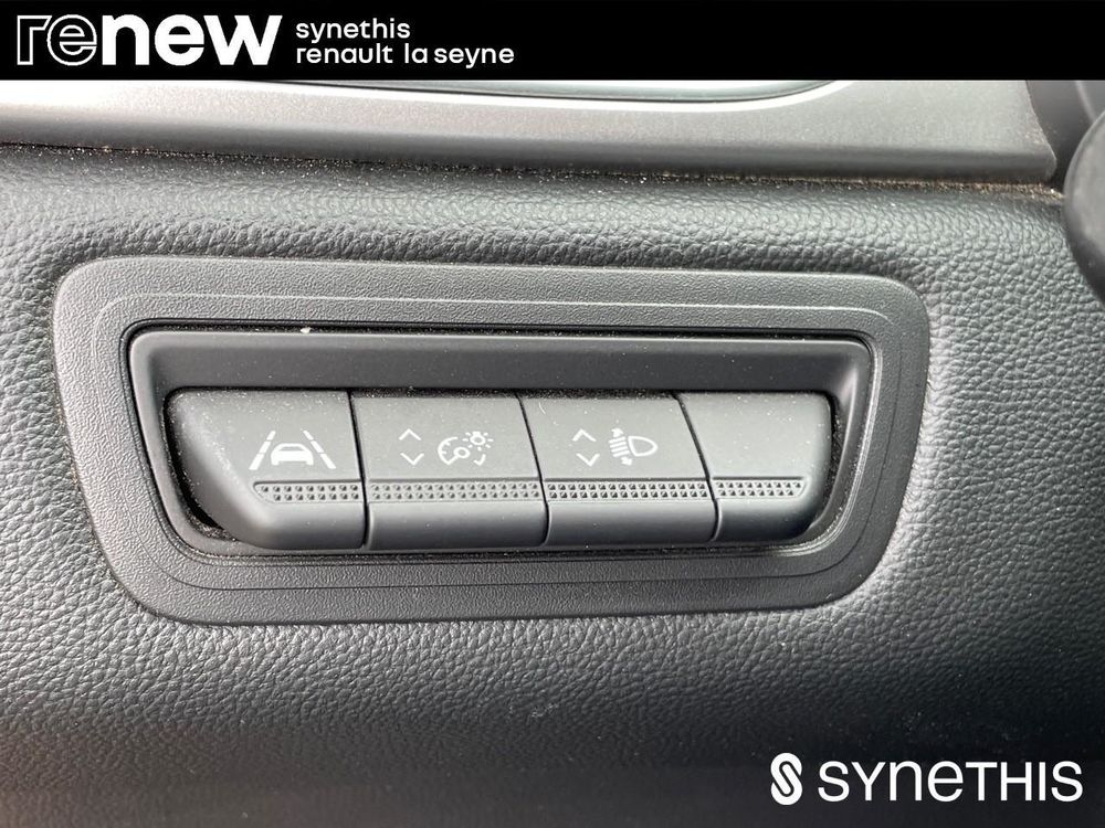 Captur TCe 140 - 21 Intens 2022 occasion 83500 La Seyne-sur-Mer