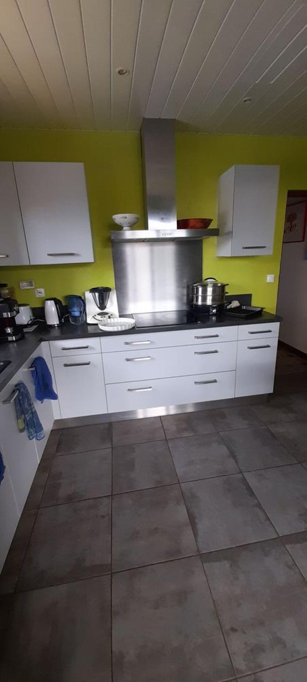 Vente Villa belle villa 6 pièces cuisine sur terrain 980 m2 avec piscine Thézan-lès-béziers