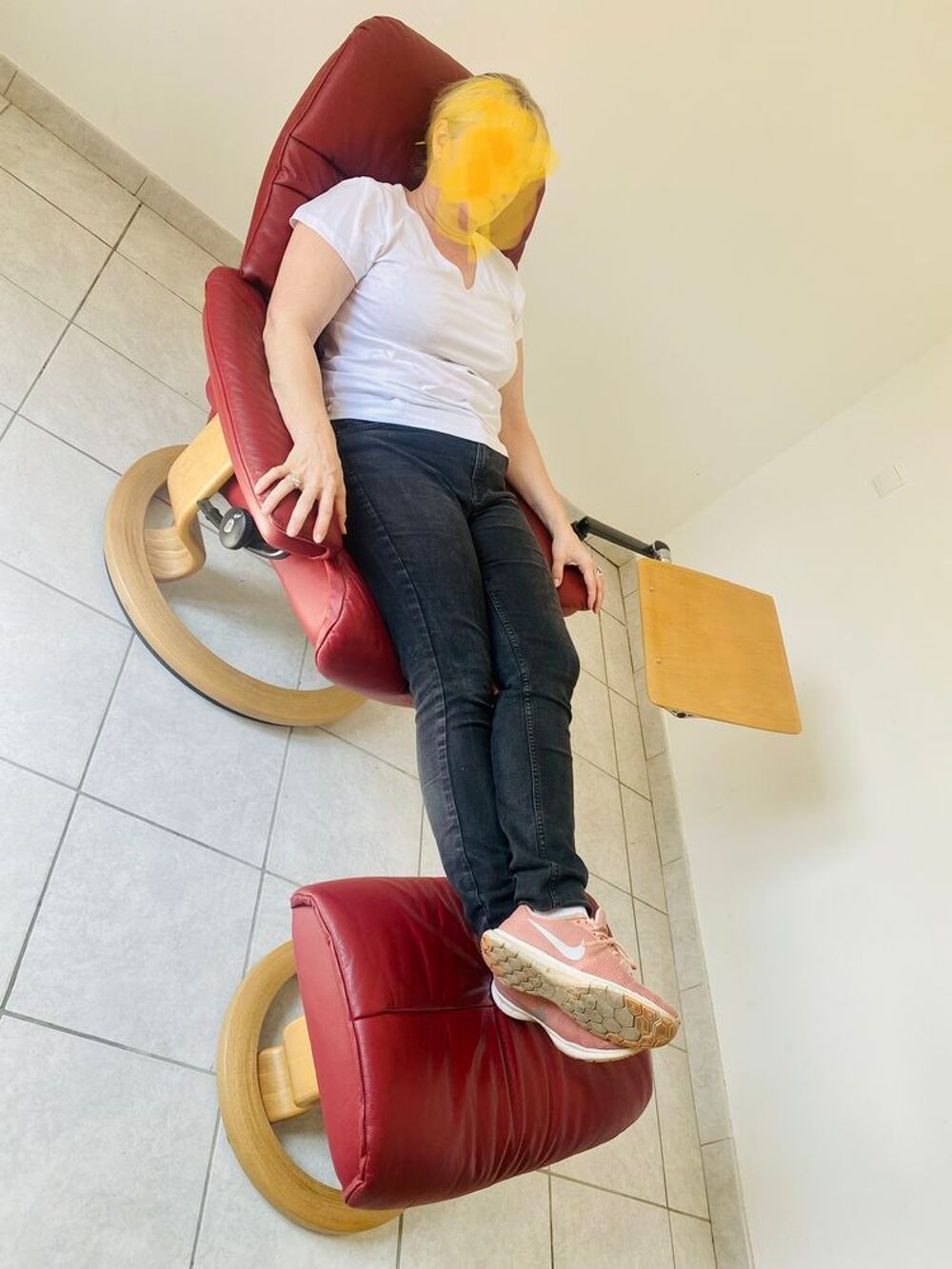 Fauteuil Stressless tablette multifonctions et pouf Meubles