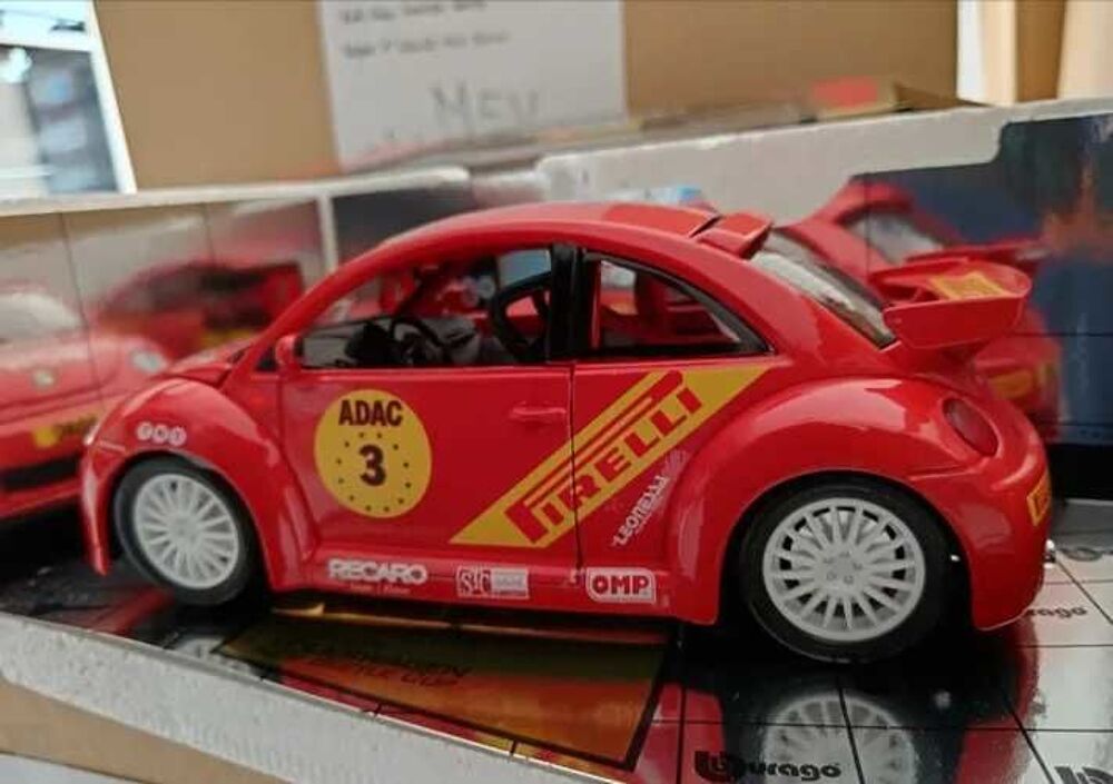 Volkswagen New Bettle Cup 1/18 