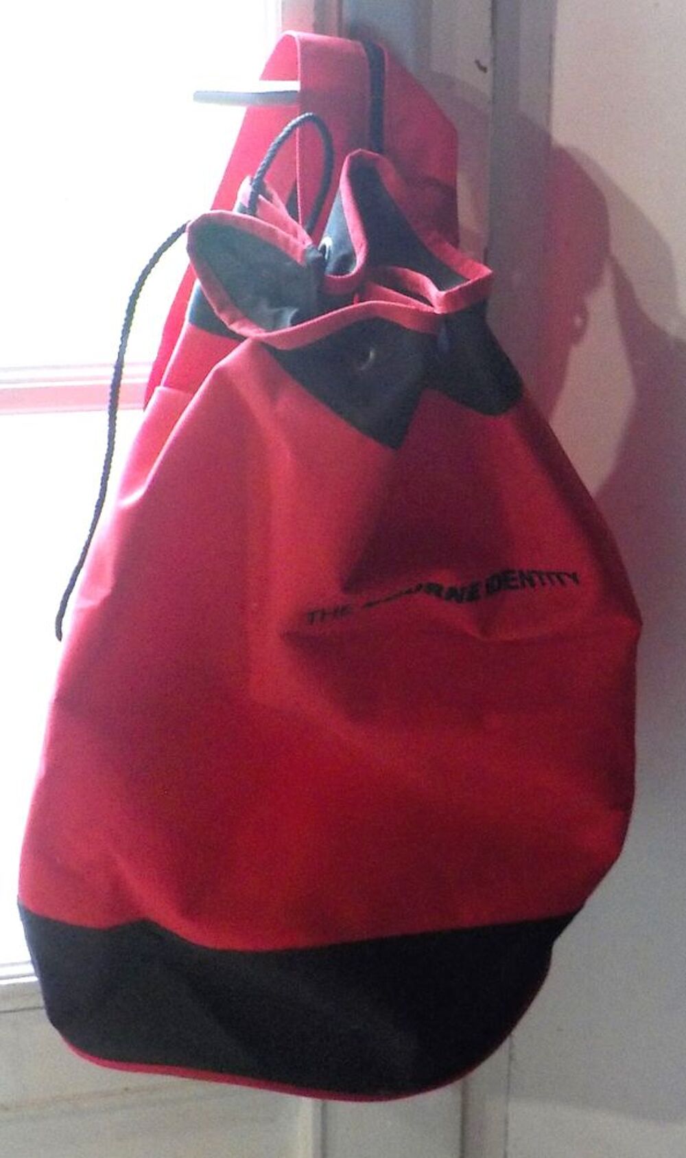 SAC MARIN TOILE ROUGE "THE BOURNE IDENTITY" Maroquinerie