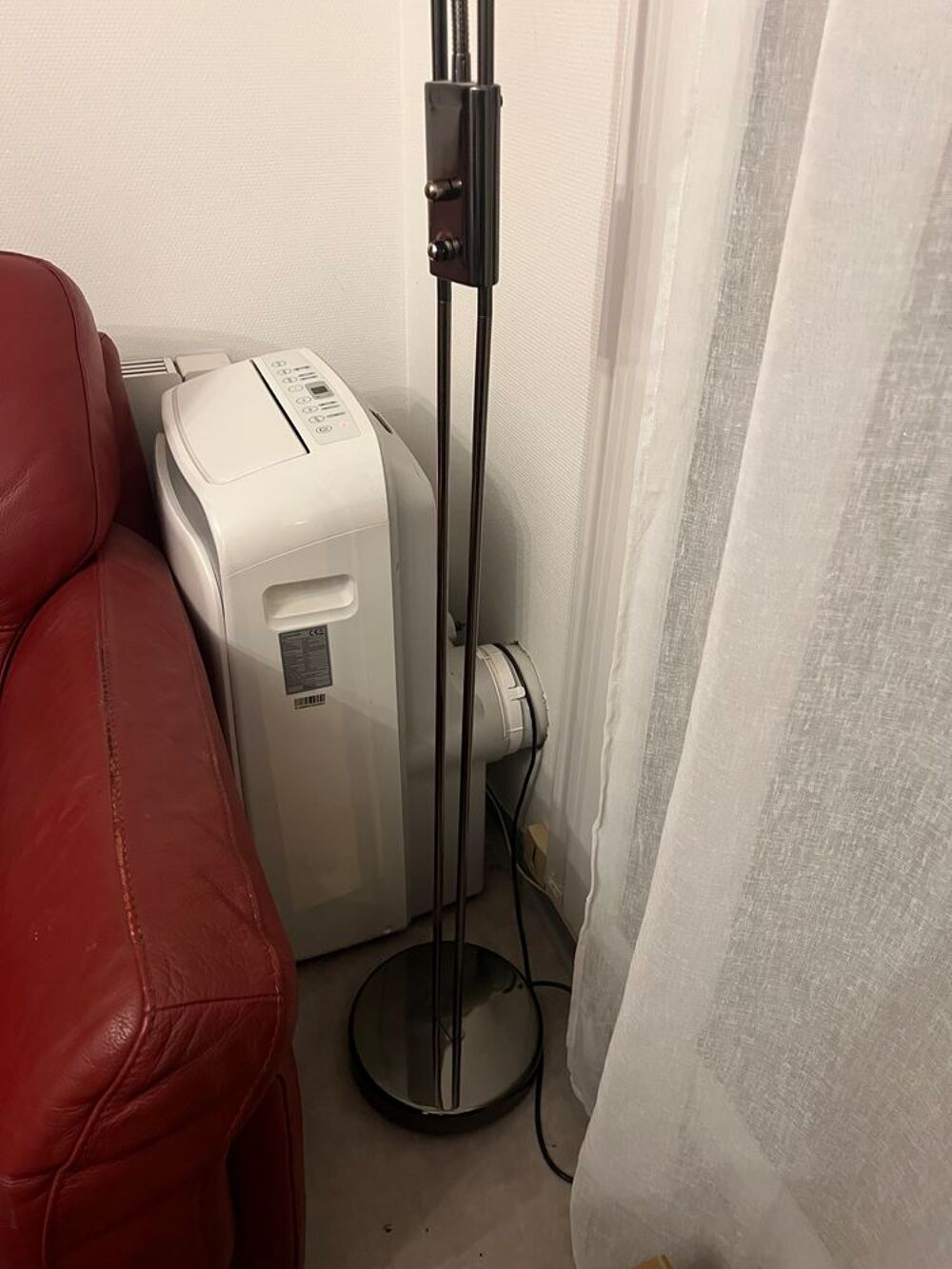 Lampe halog&egrave;ne sur pied Décoration