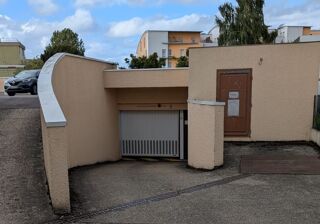  Parking / Garage  vendre 12 m