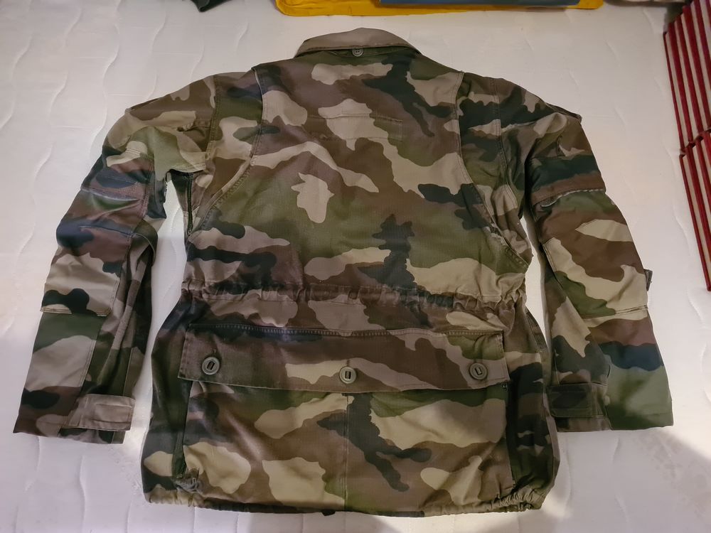 Veste Tactique Mod&egrave;le F3 D'Air-soft / Paintball Camoufl&eacute;e FR Vêtements