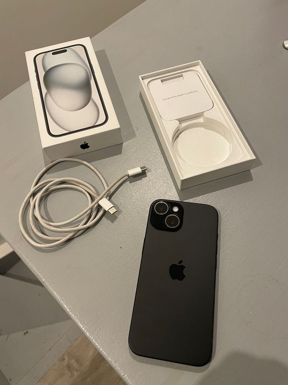 iPhone 15 128go Téléphones et tablettes
