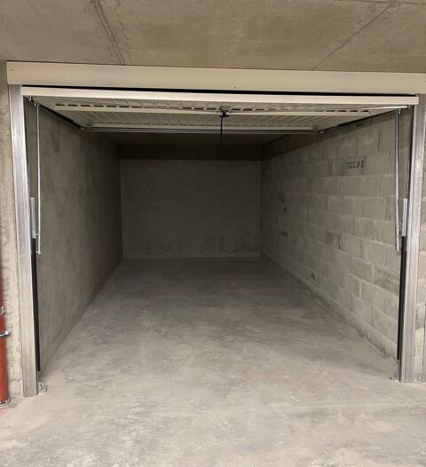  Parking / Garage � louer 16 m� Clermont-ferrand