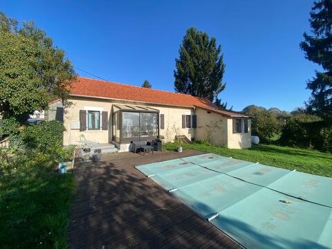   Maison de campagne avec vue, piscine et grange -Calme assuré Maison - 4 pièce(s) - 70 m²