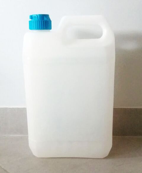 Bidon vide de 5 litres neuf 1 Puteaux (92)