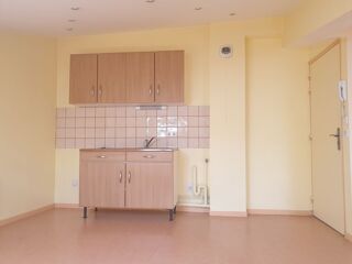  Appartement à louer 1 pièce 16 m²