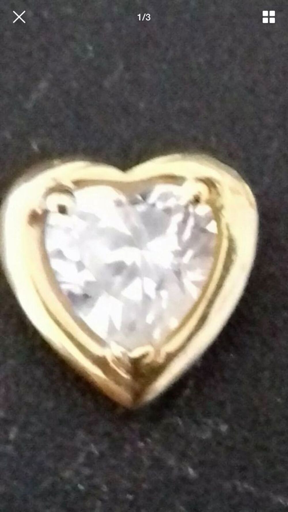 jolie coeur en or 18 carat et sa pierre Bijoux et montres