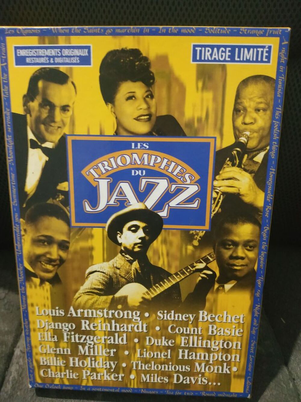 de trois collections de jazz CD et vinyles