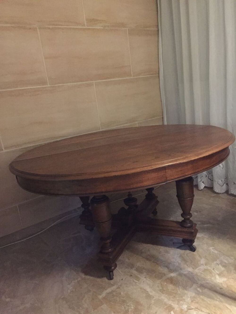 table ancienne style Louis Philippe et 4 chaises Meubles