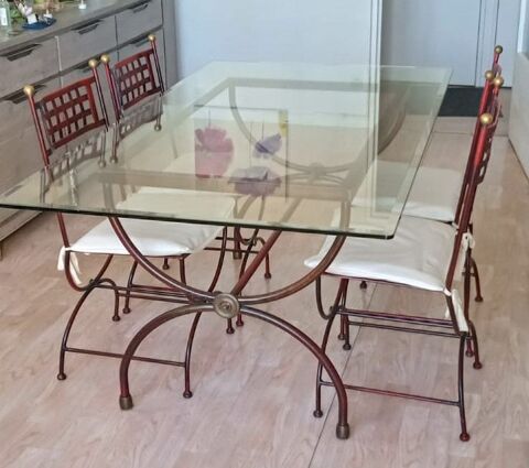 Table fer forg + verres et 4 chaises 350 Courtisols (51)