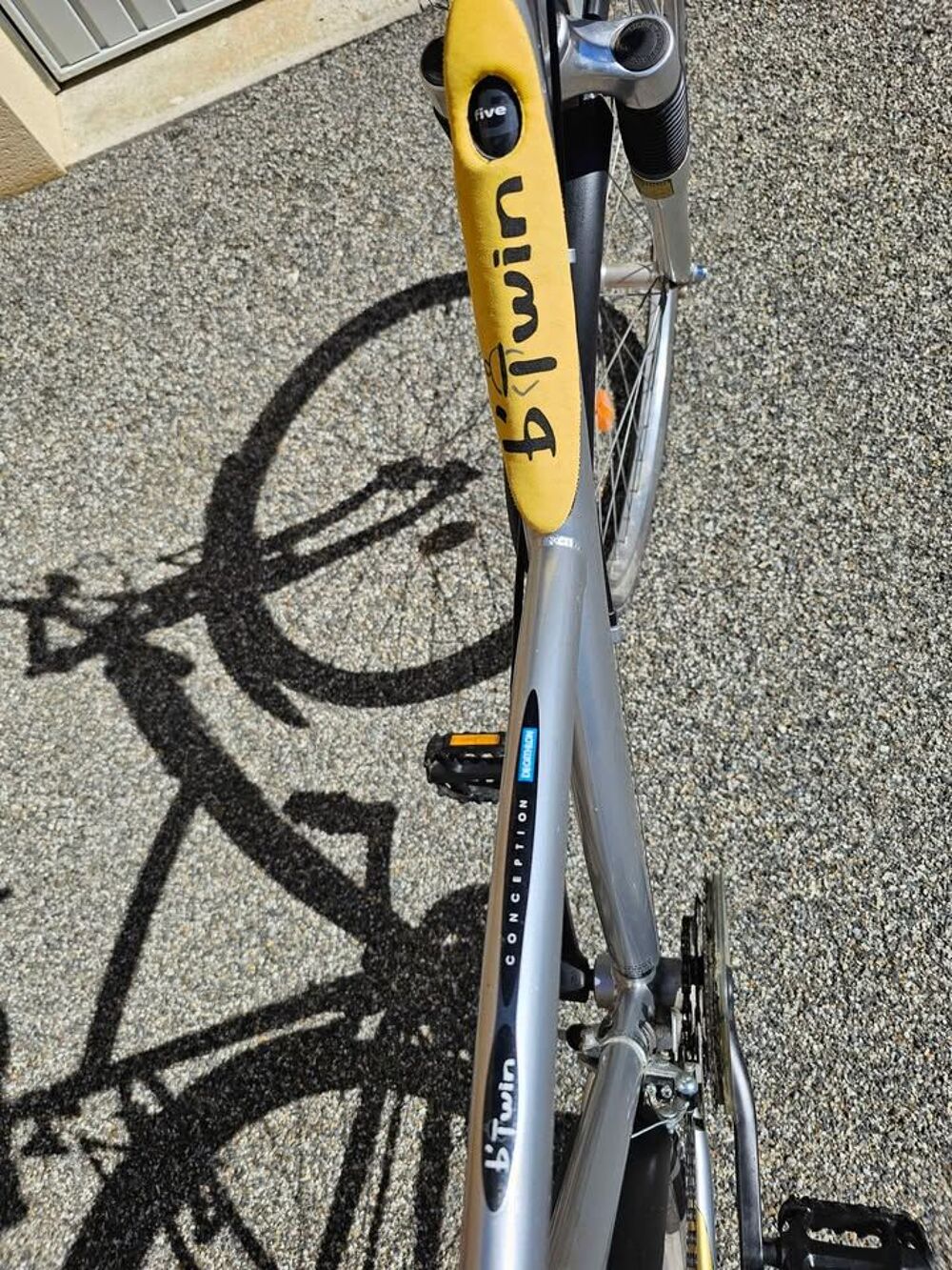 ce v&eacute;lo tout chemins Btwin [VTC] Vélos