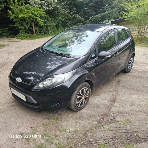 Annonce voiture Ford Fiesta 5990 