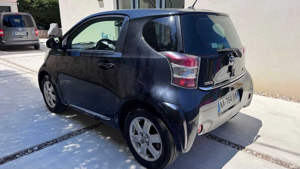 IQ iQ 68 VVT-i 2009 occasion 06560 Sophia Antipolis