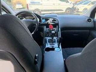 3008 1.6 HDi 115ch FAP Allure 2013 occasion 29200 Brest