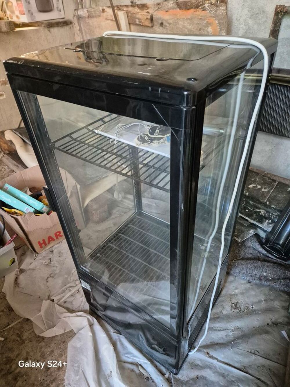 VITRINE REFRIGEREE Electrom�nager