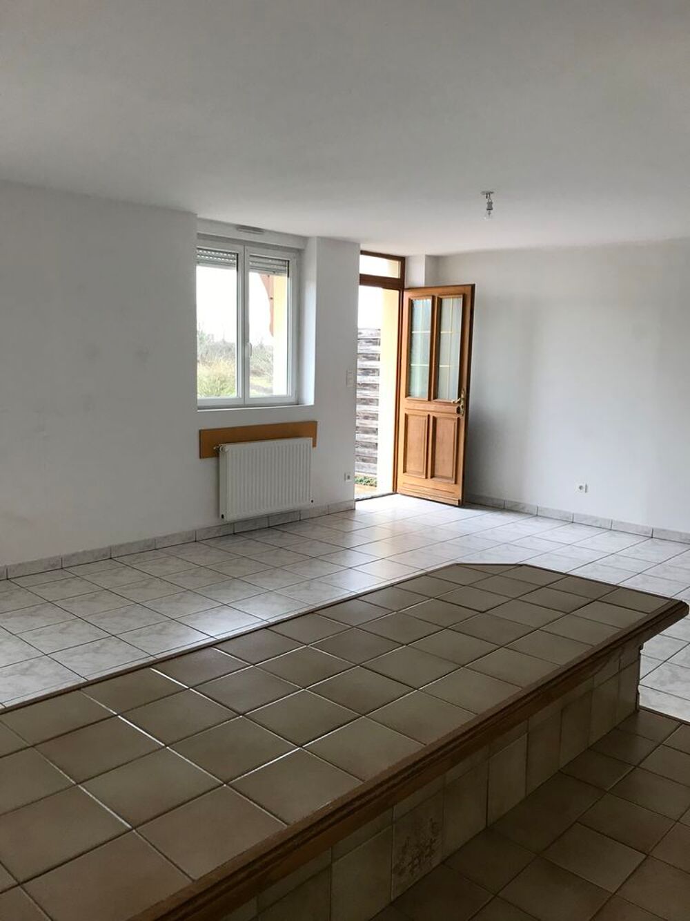 Location Maison LOGEMENT MITOYEN 109m² SAINT EUSEBE Saint-eusèbe