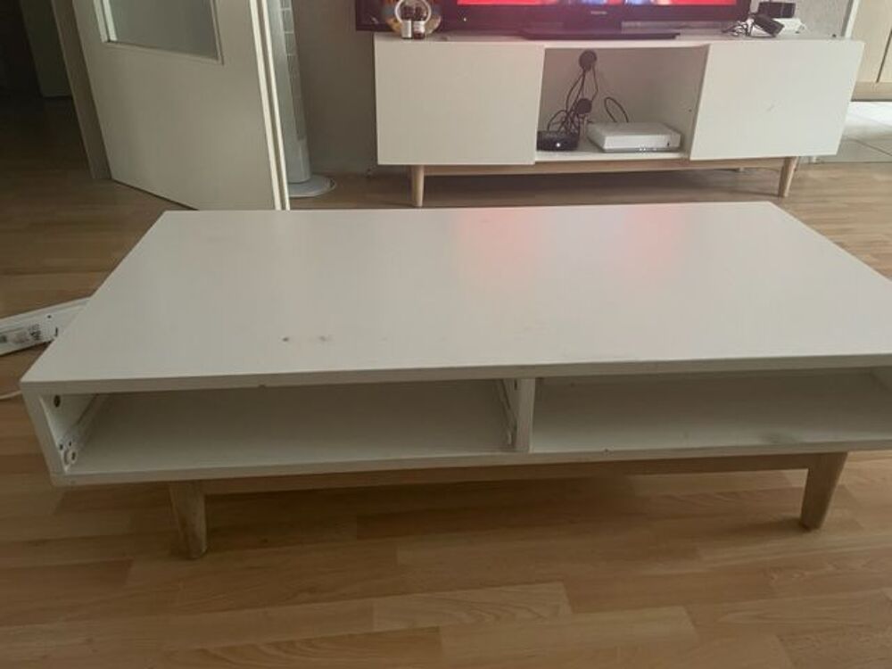 Table basse et meuble t&eacute;l&eacute; Meubles