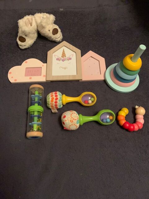 Lot accessoires b�b� 20 Ambilly (74)