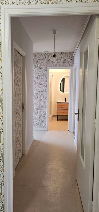 Appartement à louer 3 pièces 69 m²