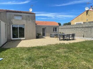  Maison à vendre 5 pièces 180 m² Saint-hilaire-de-chaléons