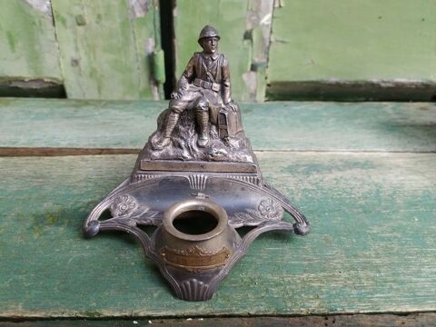 Ancien Encrier en R�gule Poilu Soldat d'Angers 14-18 WW1 35 Loches (37)