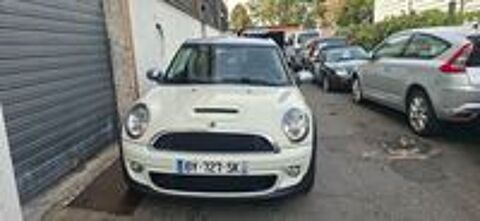 Clubman 184 ch Cooper S Pack Red Hot Chili 2011 occasion 94700 Maisons-Alfort