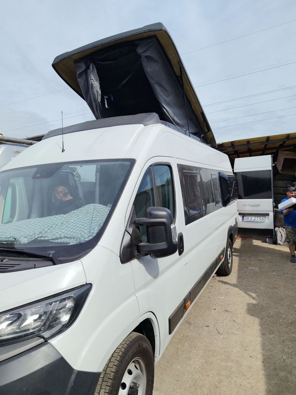   transformation de minibus en camping-cars 