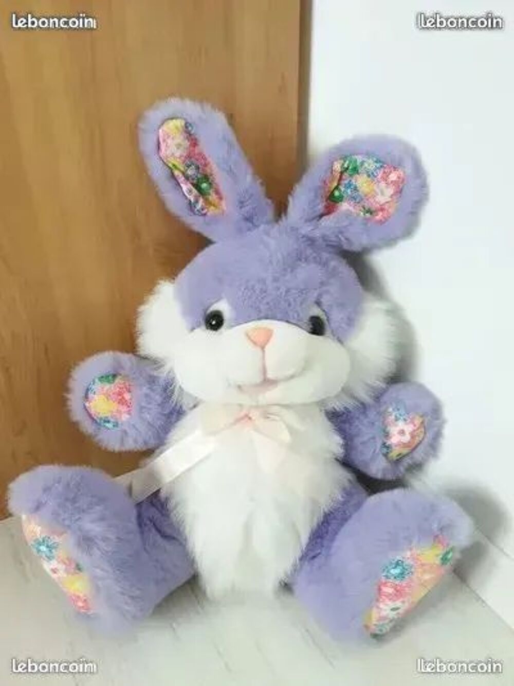 Peluche lapin grand mod&egrave;le Jeux / jouets