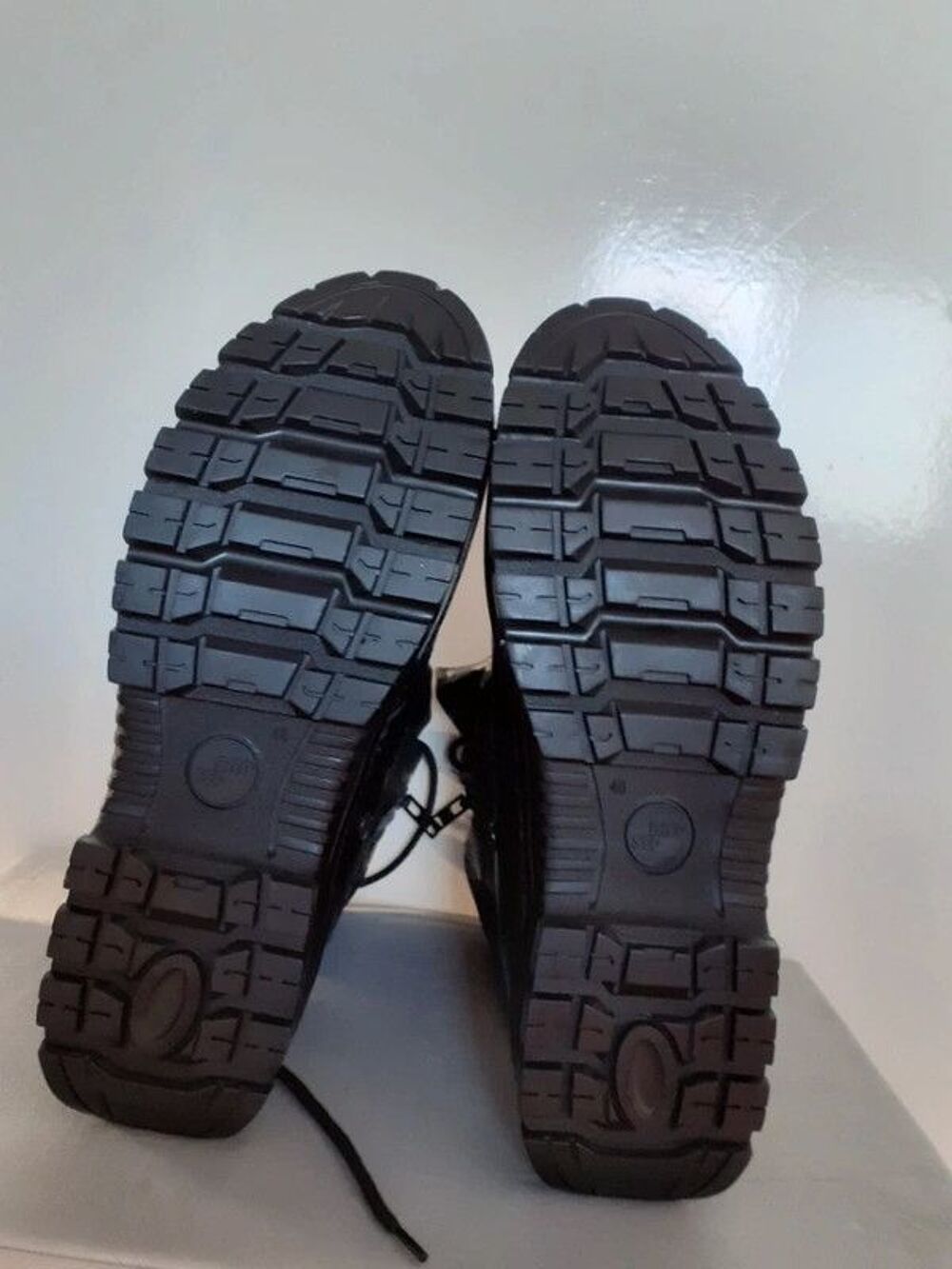 Chaussures de s&eacute;curit&eacute; Chaussures