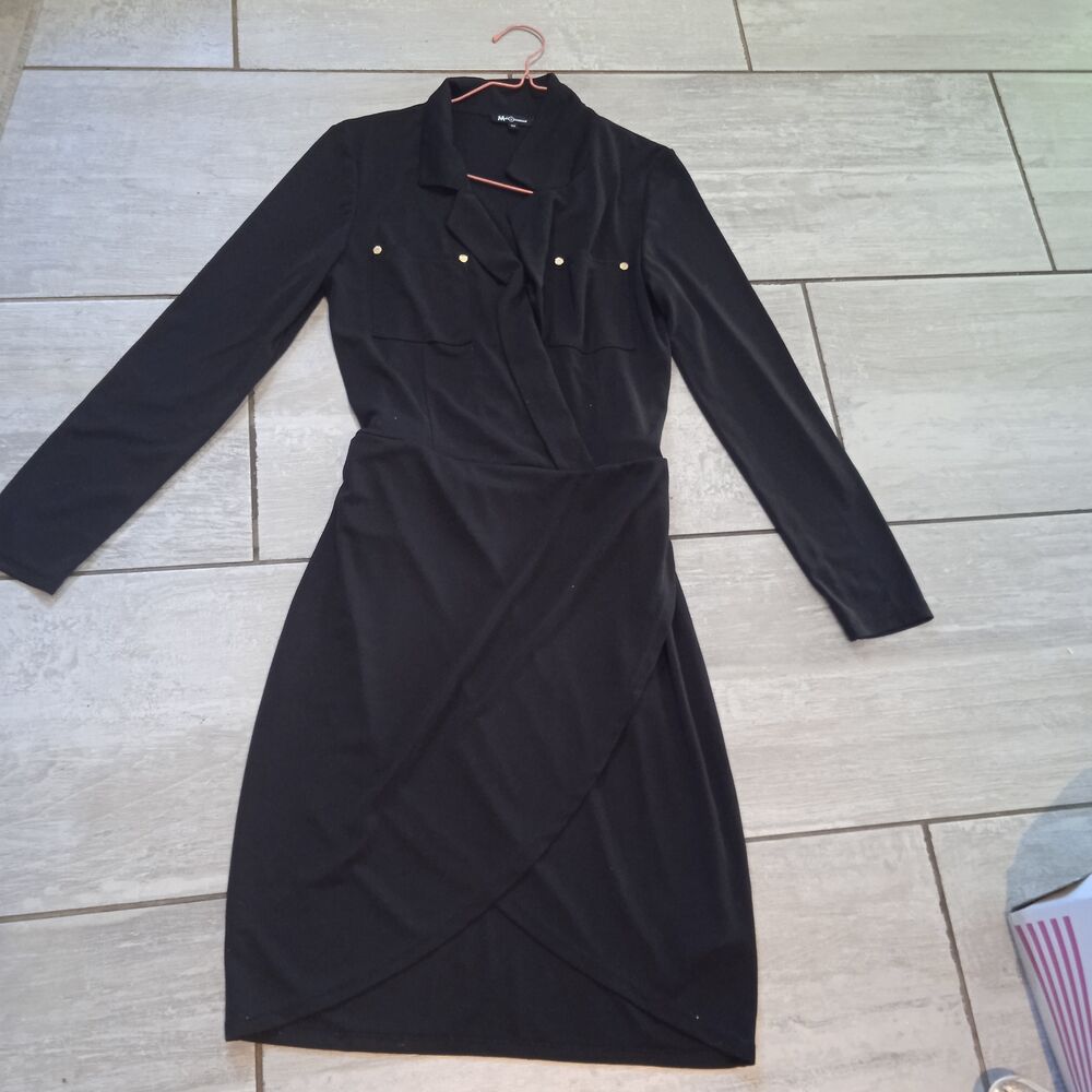 Robe noire manches longue ceinture dor&eacute;e &agrave; la taille 2 poche Vêtements