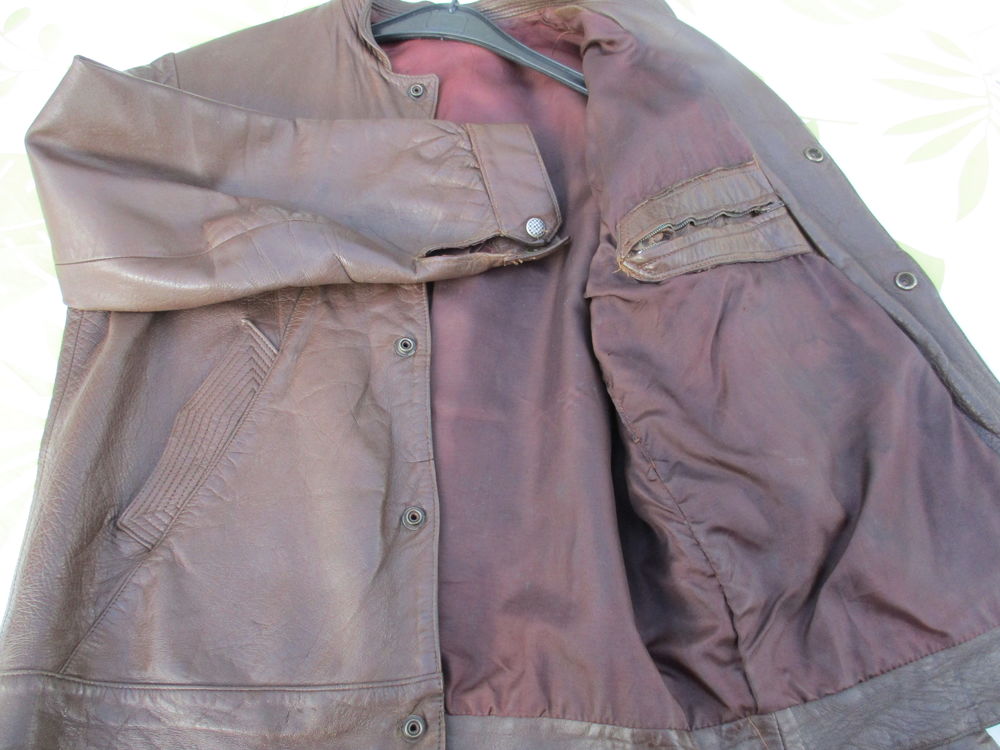 Blouson cuir marron homme Taille L
Vtements