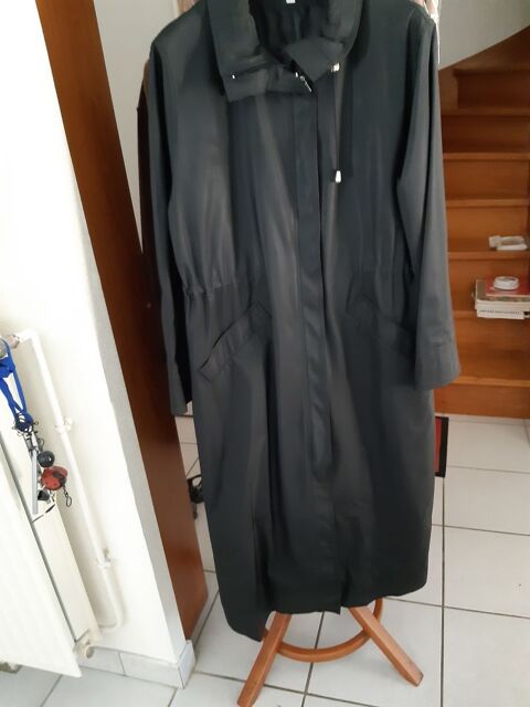 MANTEAU NOIR LONG 0 Angers (49)