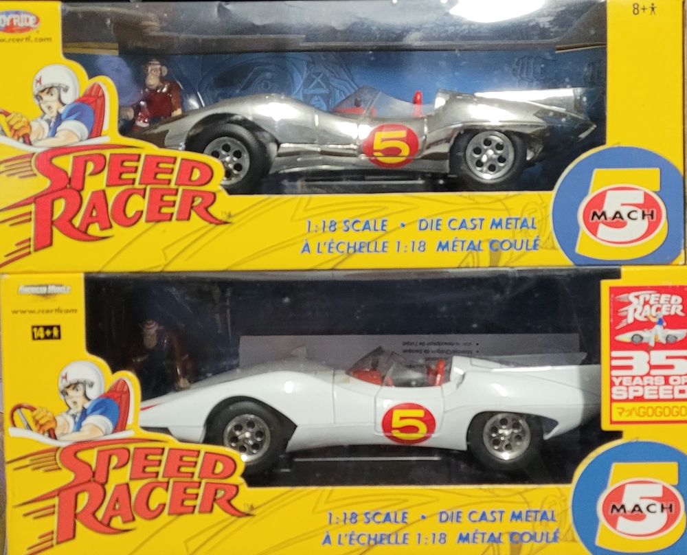 SPEED RACER 1/18 &egrave;me X4, voitures neuves en boites 2004 Jeux / jouets