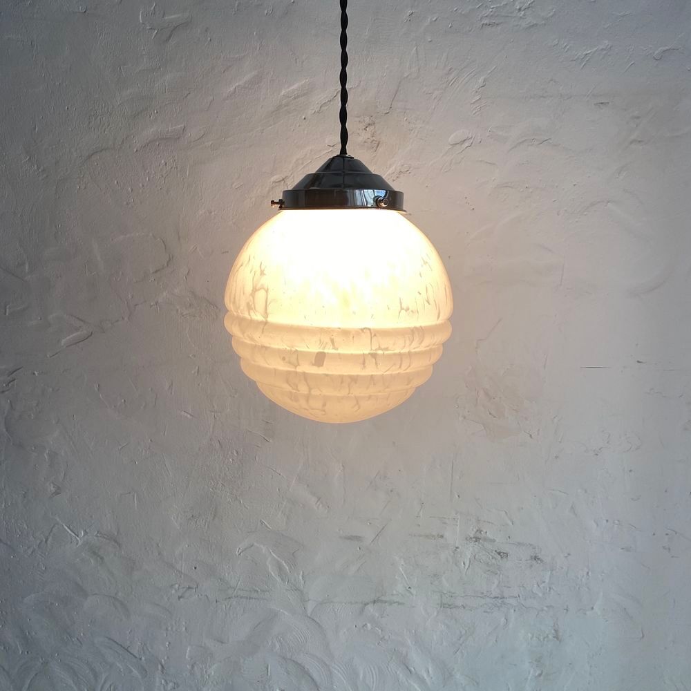 ANCIENNE LAMPE SUSPENSION EN VERRE DE CLICHY 16 cm
Dcoration