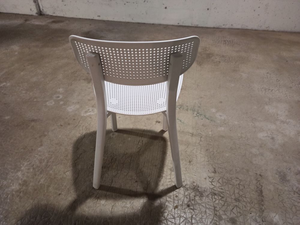 4 chaises Meubles
