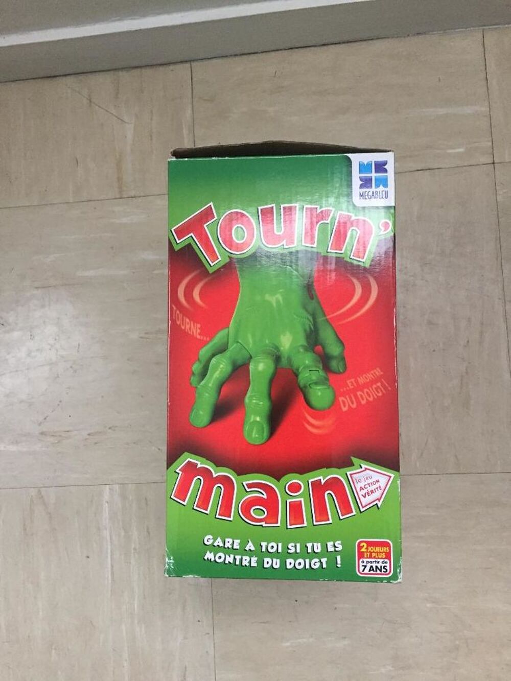 JEU : TOURN'MAIN
Cette dr&ocirc;le de main va surprendre 
petits Jeux / jouets