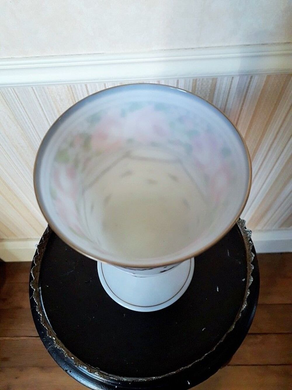 Drageoir en porcelaine sign&eacute; - TBE Décoration
