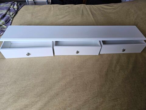 Quatre �tag�res mural Neuve 35 Morhange (57)