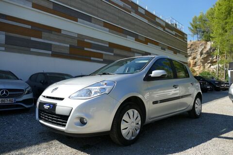 Renault clio iii 1.2 16V 75 Ch ECO2 AUTHENTIQUE BVM5