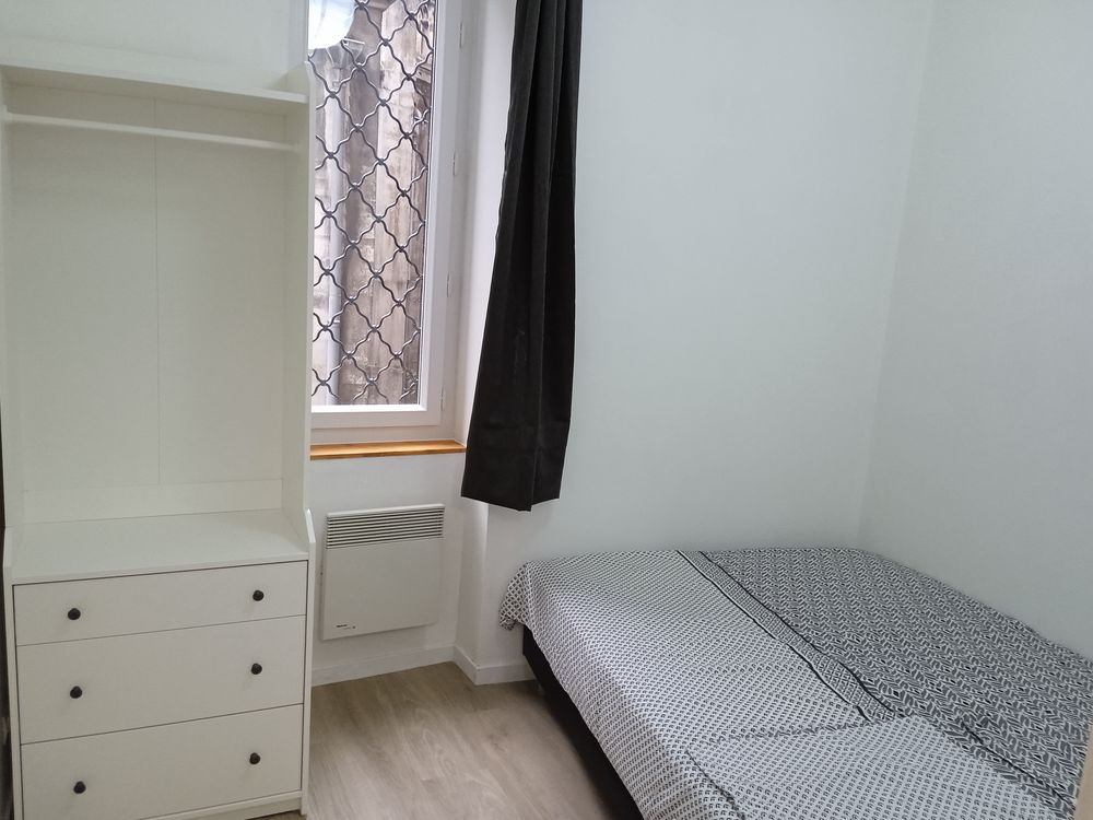 Location Appartement Joli T2 étudiant 34 m² (centre ville) Saint-Étienne