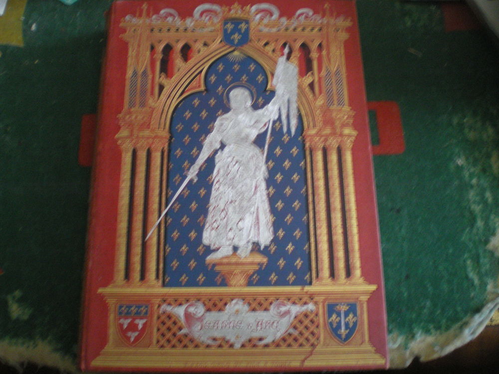 Livre sur la vie de Jeanne d'Arc. 