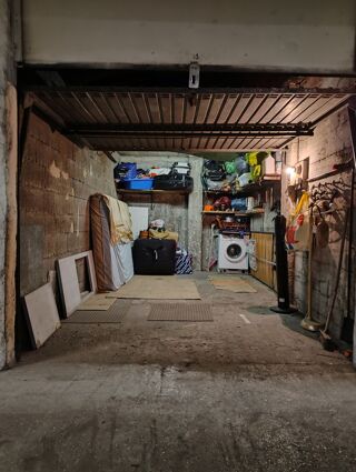  Parking / Garage � vendre 13 m� 