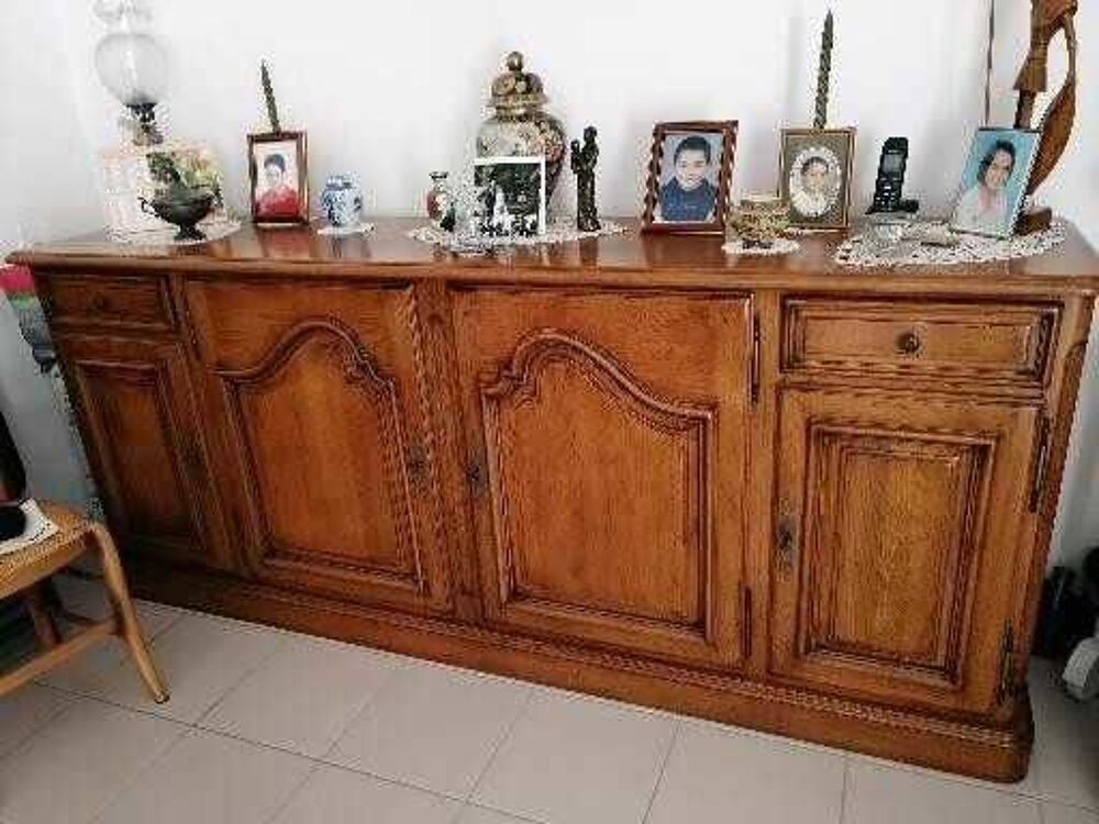 Buffet en cha&icirc;ne massif Meubles